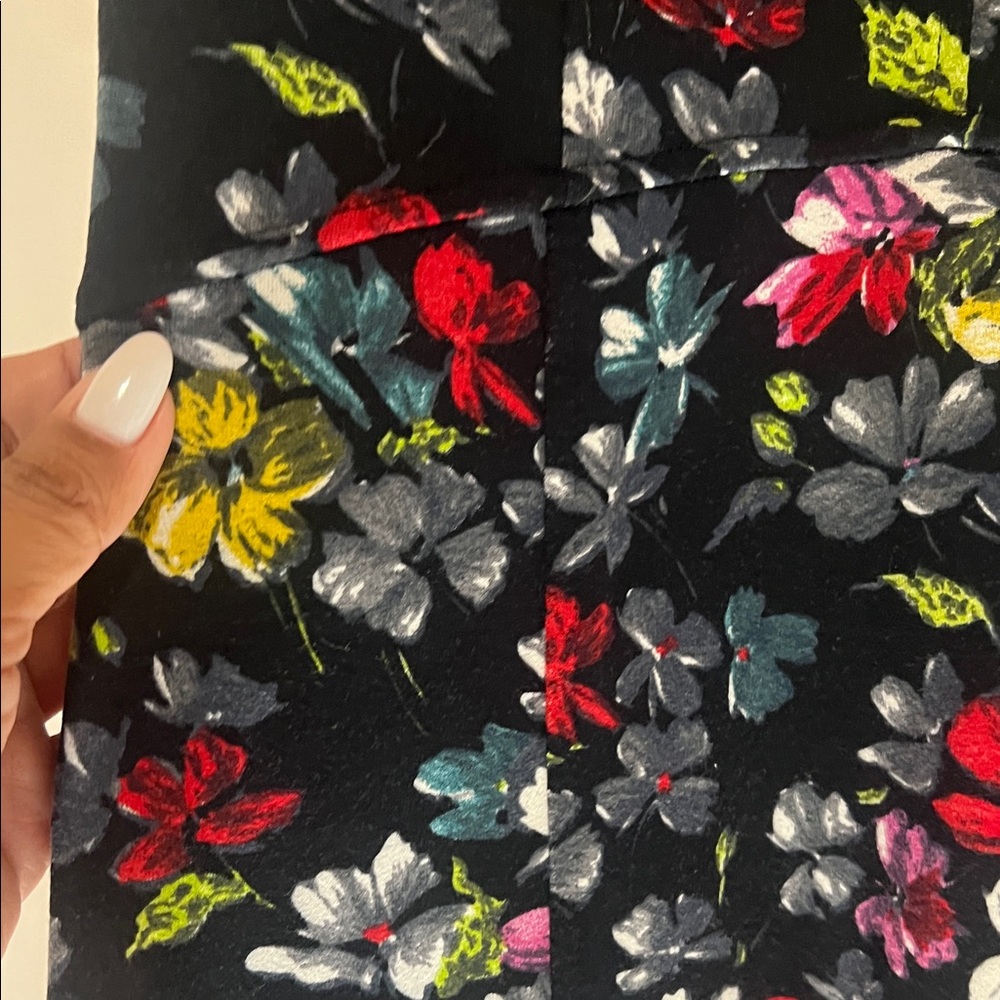 French Connection Black Floral Midi Dress - Picture 3 of 8